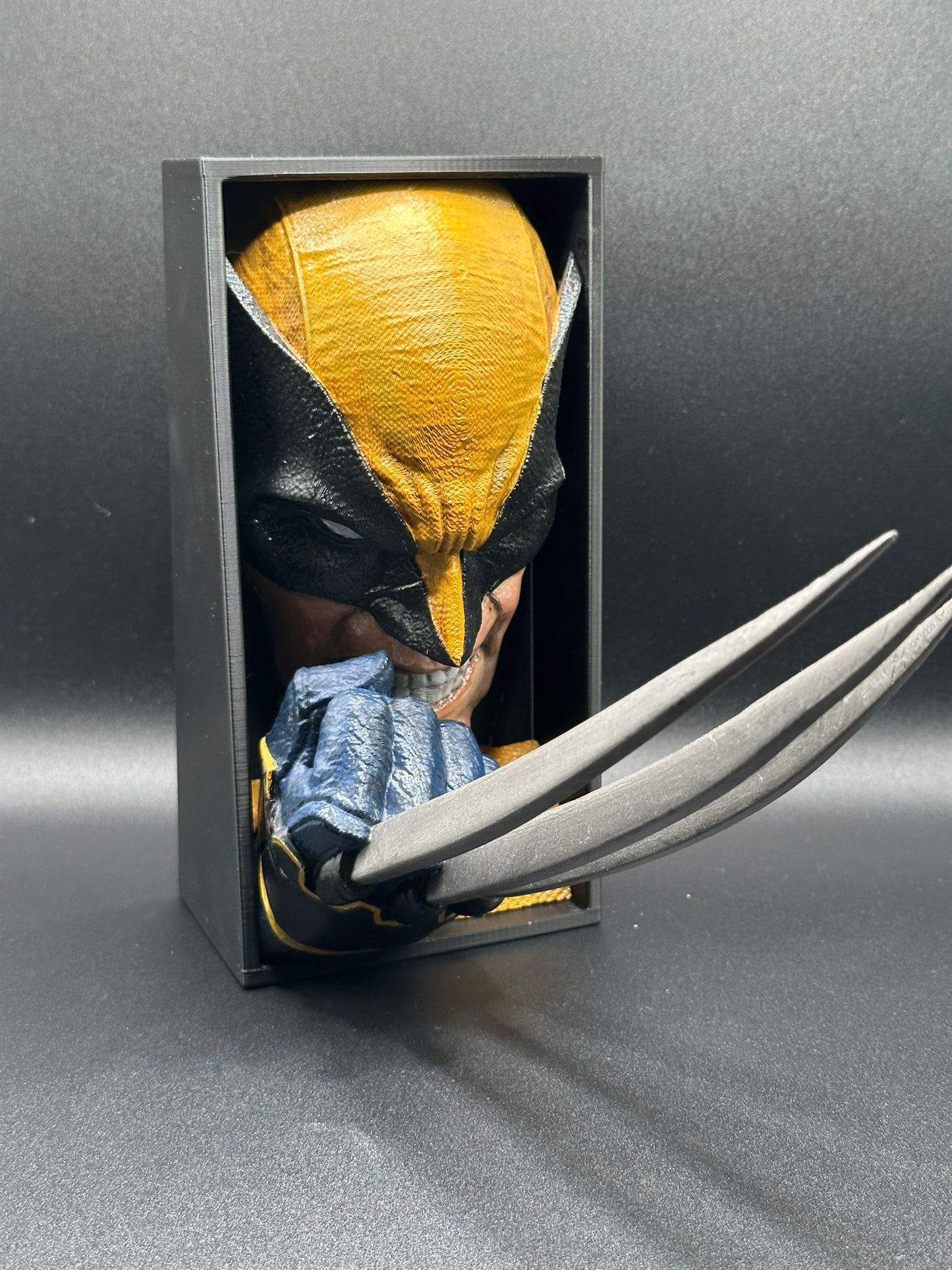 Fermalibro 3D Wolverine Dipinto a Mano
