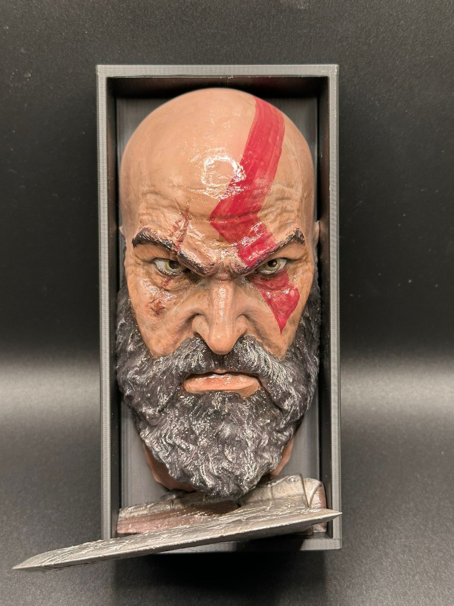 Fermalibro 3D Kratos Dipinto a Mano