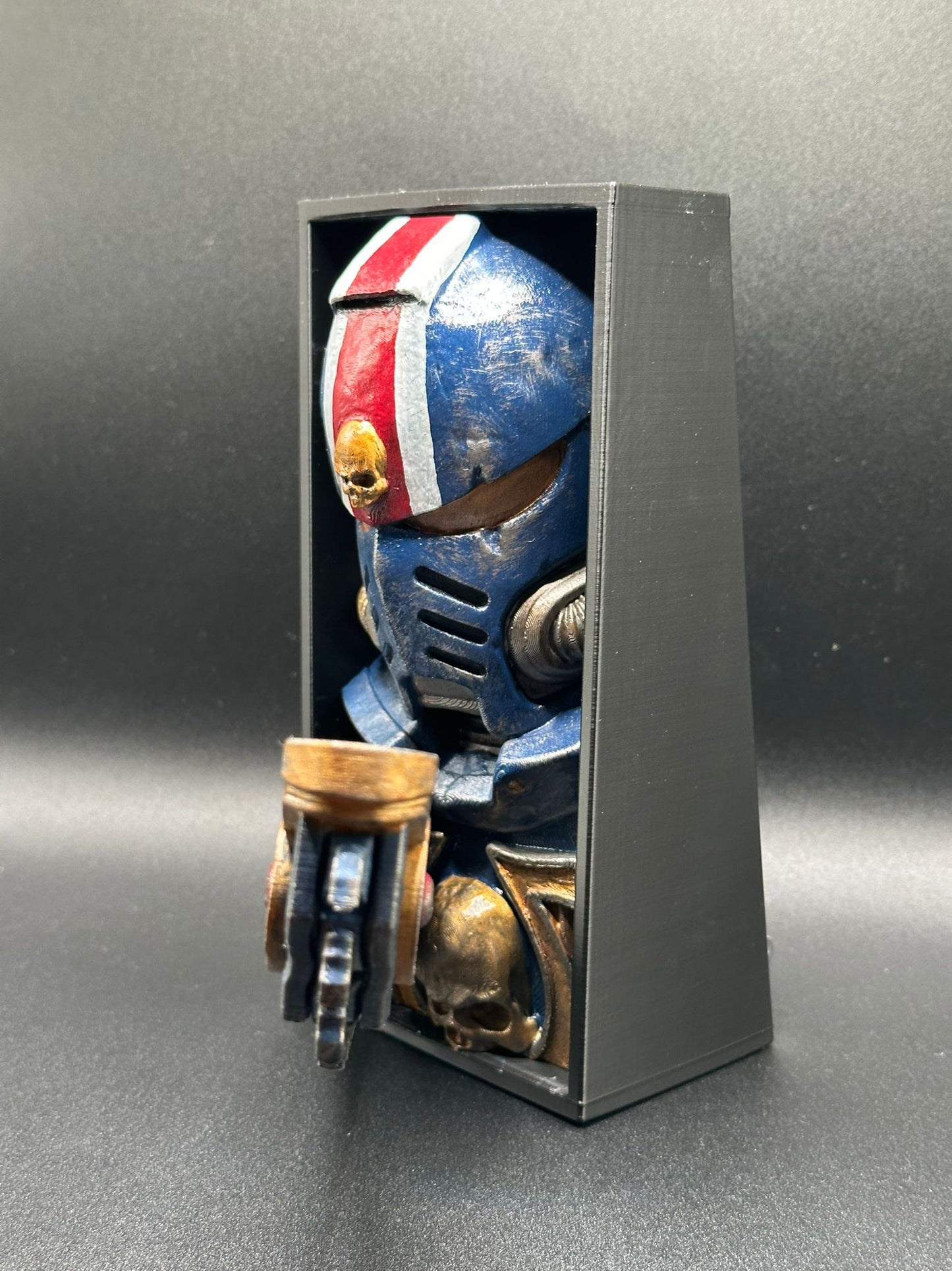 Fermalibro 3D Ultramarines Dipinto a Mano