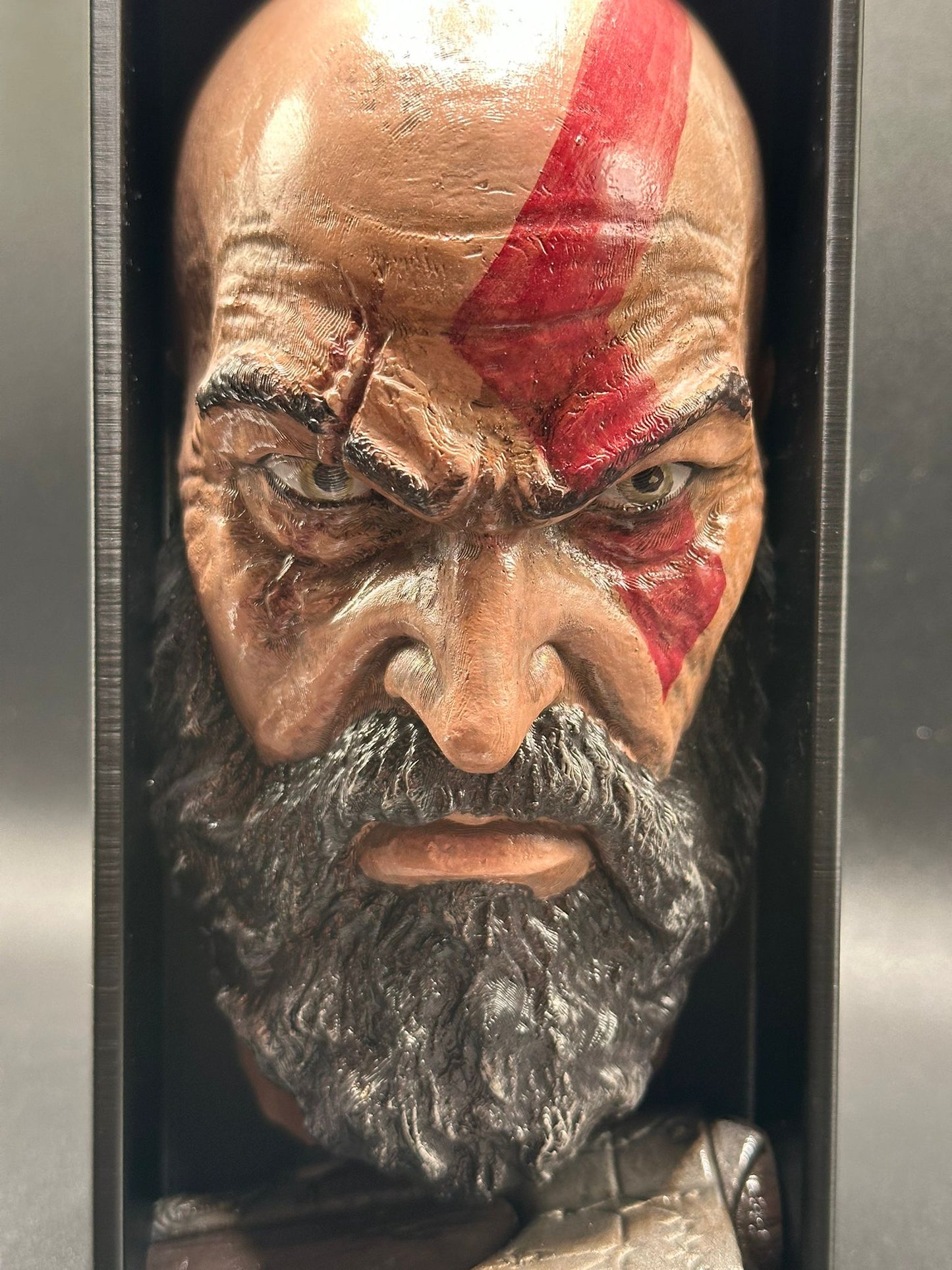 Fermalibro 3D Kratos Dipinto a Mano
