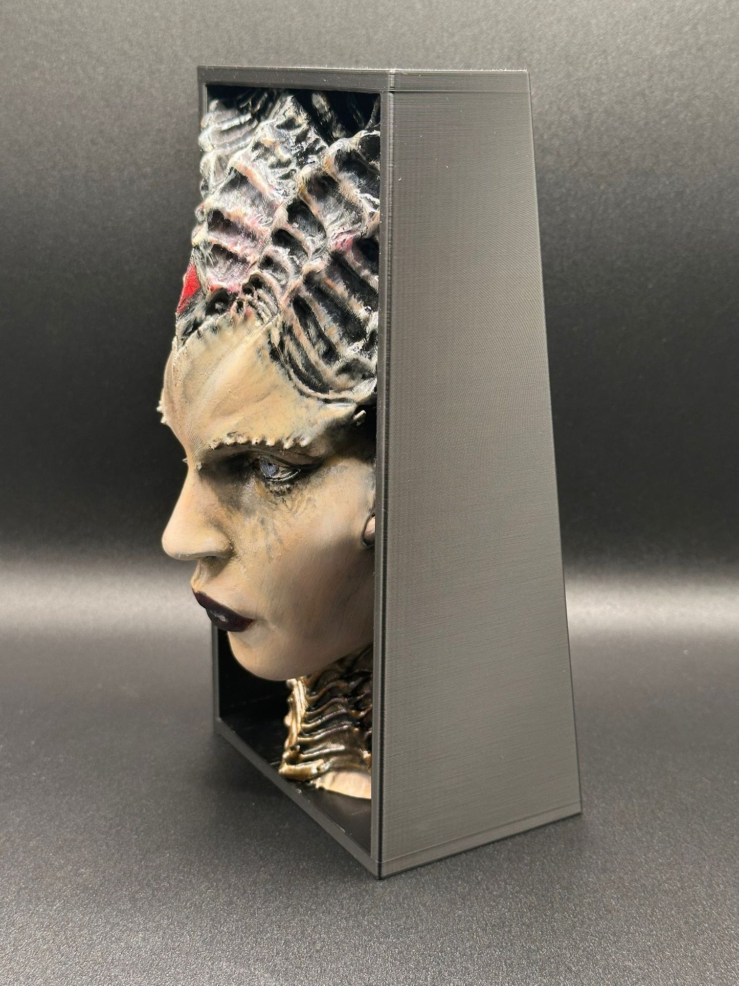 Fermalibro 3D Lilith – Queen of Hatred Edition Dipinto a Mano