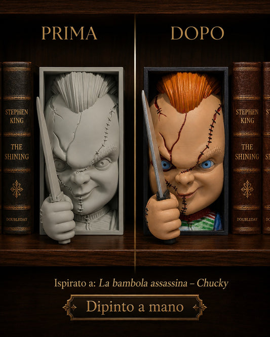 Fermalibro 3D Chucky dipinto a mano, confronto prima e dopo la pittura con coltello tra libri