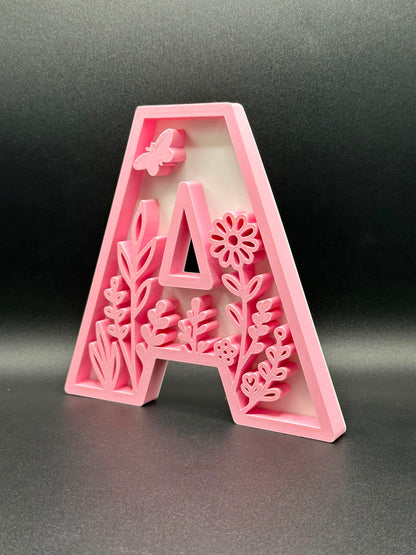Lettera 3D floreale personalizzata rosa - Livoncraft3D