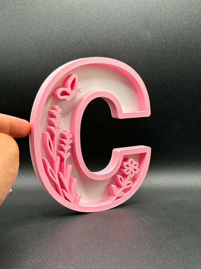 Lettera 3D floreale personalizzata rosa - Livoncraft3D