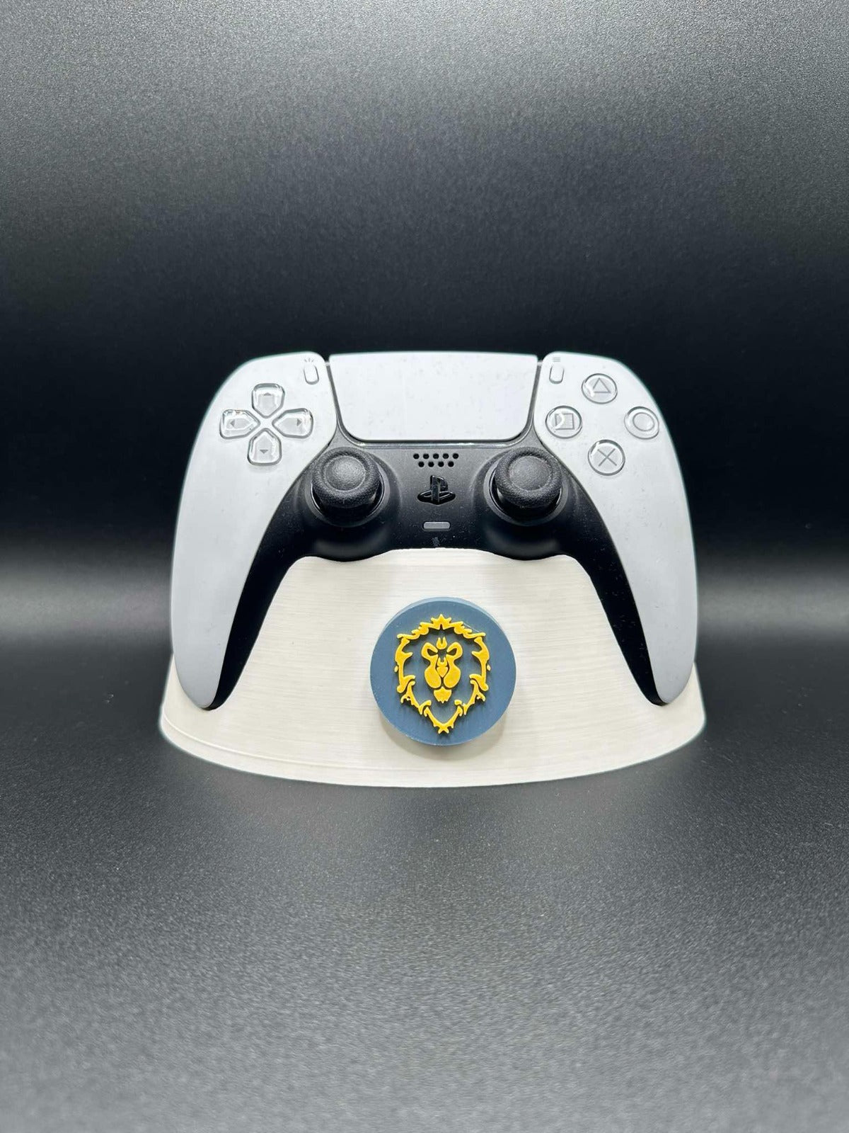 Supporto joystick PS5 con stemma Alliance di World of Warcraft, base bianca