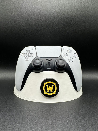 Supporto joystick PS5 con logo World of Warcraft, base bianca