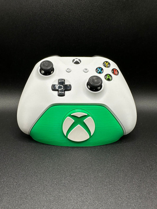 Supporto joystick Xbox con badge logo Xbox, base verde