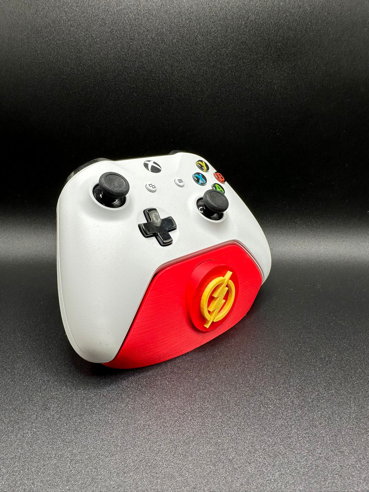 Supporto joystick Xbox con badge Flash, base rossa